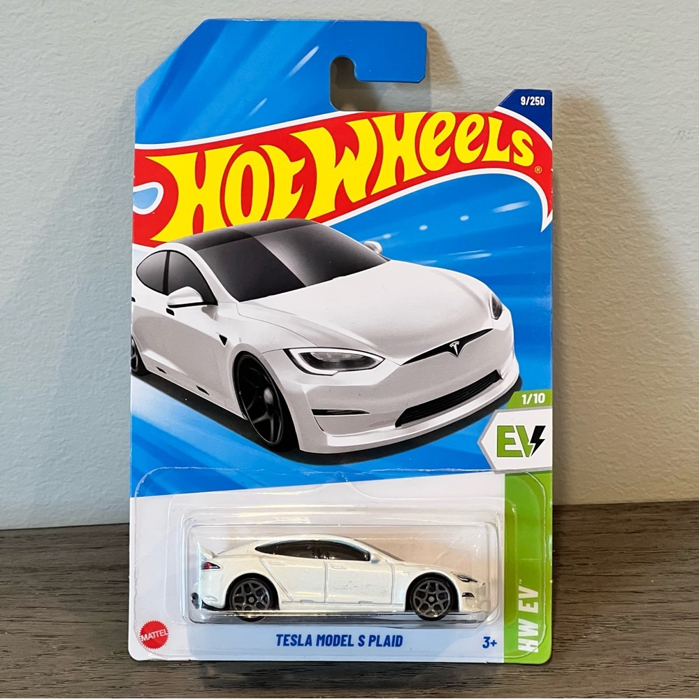 Hot Wheels - Tesla Model S Plaid - (HW EV)
